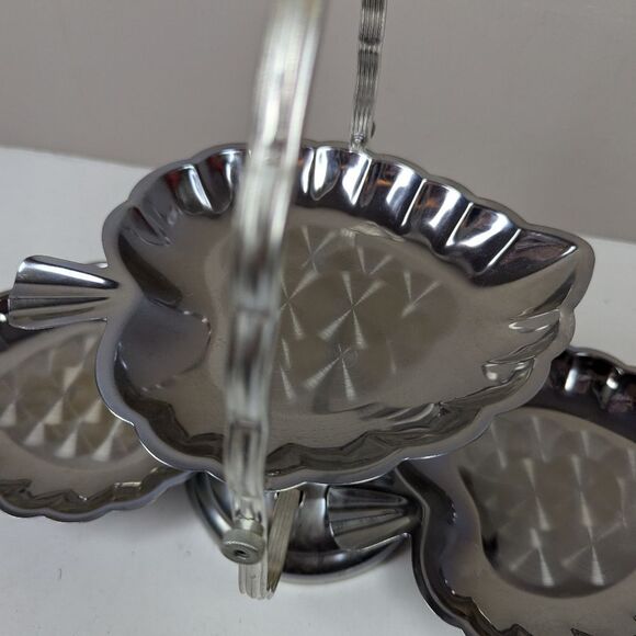 Vintage 3-Tiered Folding Serving Dish – Made in Hong Kong – Leaf Trays - Picture 5 of 10
